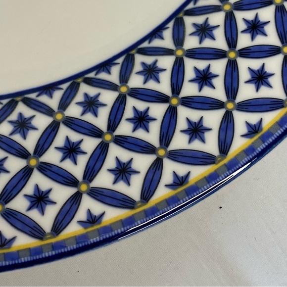 Williamsburg Pattern 12” Chop Plate (Round Platter) - Picture 3 of 4